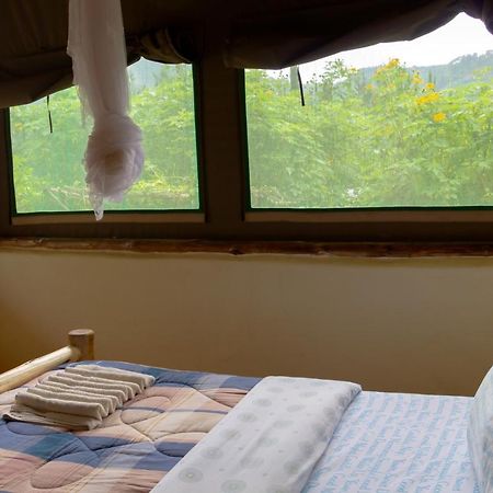 Rubuguli Karungi Campヴィラ エクステリア 写真